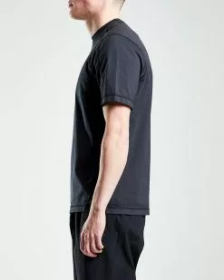 PATCH TEE Black -clothing Shop ST42002 SS BLK 004 1800x1800